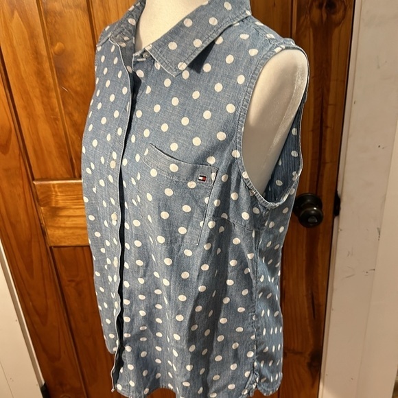 Vintage Tommy Hilfiger sleeveless blue white polkadot button-down shirt size M - Picture 2 of 8